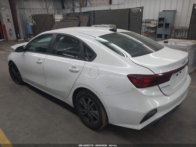 2024 KIA FORTE LXS 3