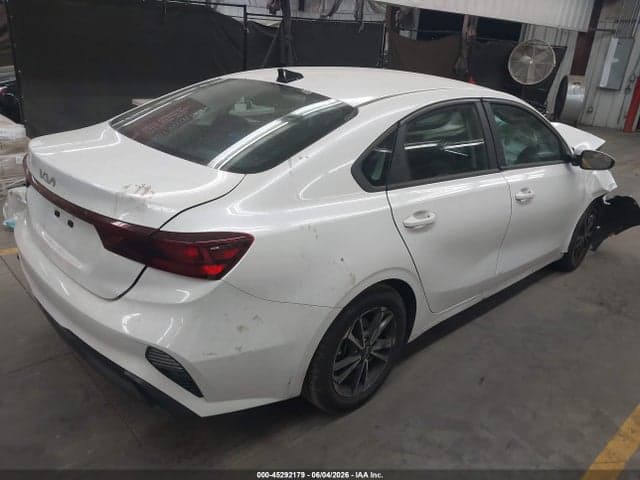 2024 KIA FORTE LXS 4