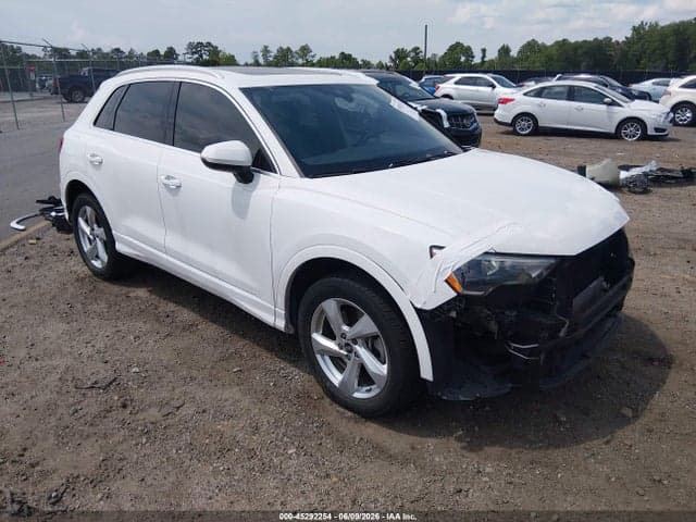 2021 AUDI Q3 PREMIUM 40 TFSI QUATTRO TIPTRONIC - 1