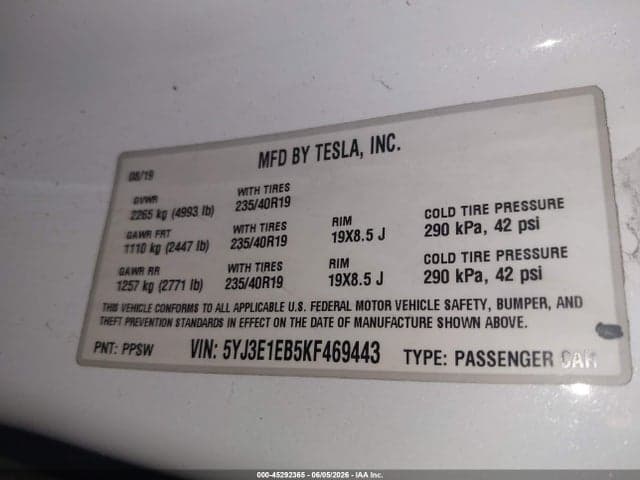 2019 TESLA MODEL 3 LONG RANGE/PERFORMANCE 9