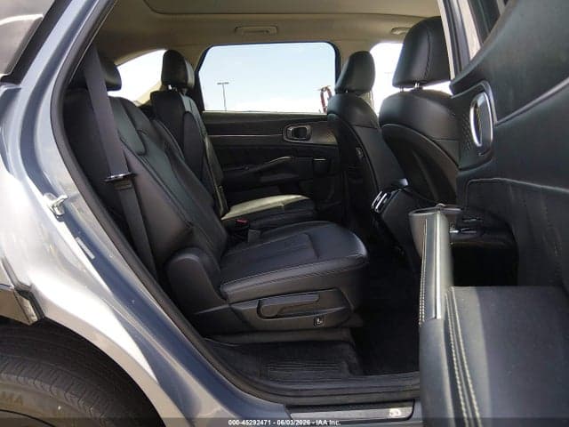 2021 KIA SORENTO SX 8