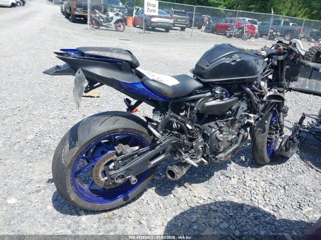 2022 YAMAHA YZFR7 12