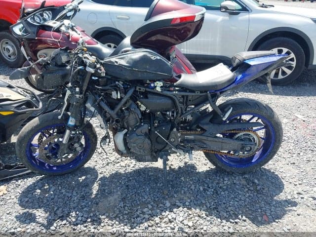 2022 YAMAHA YZFR7 13