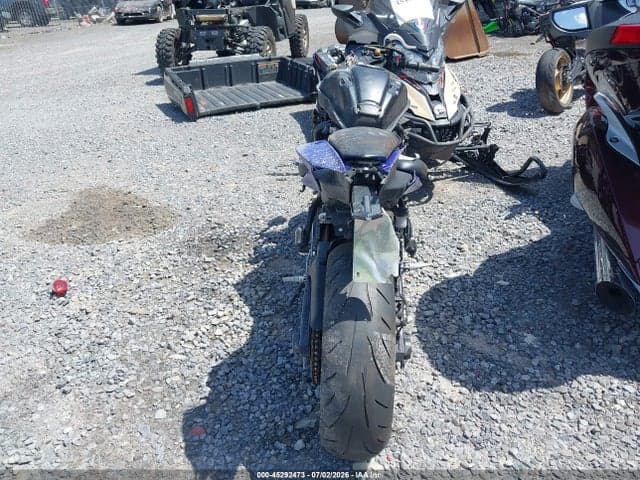 2022 YAMAHA YZFR7 6