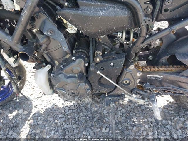 2022 YAMAHA YZFR7 9