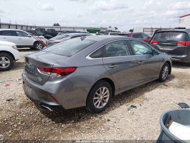 2019 HYUNDAI SONATA SE 4