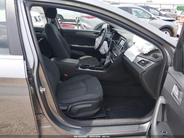 2019 HYUNDAI SONATA SE 5