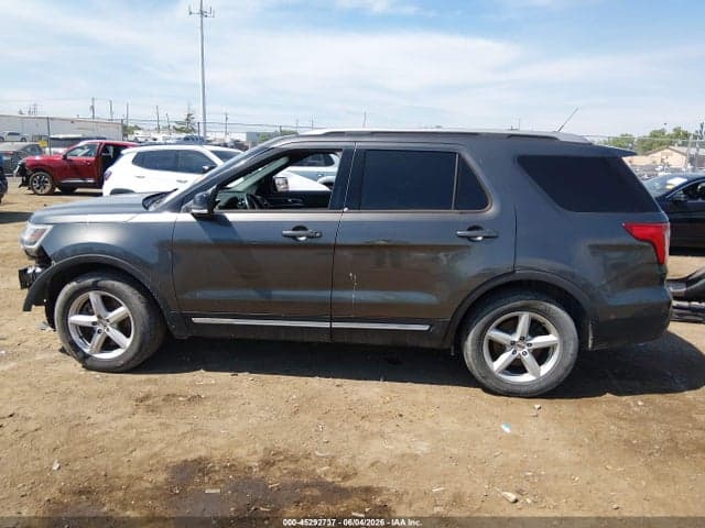 2018 FORD EXPLORER XLT 15