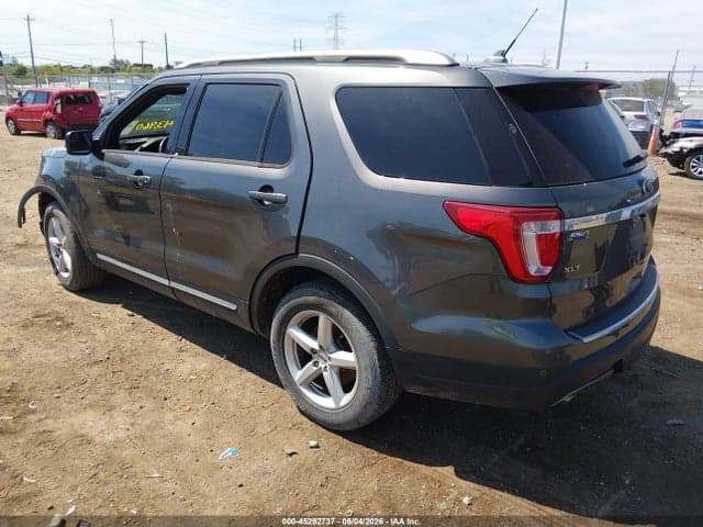 2018 FORD EXPLORER XLT 3