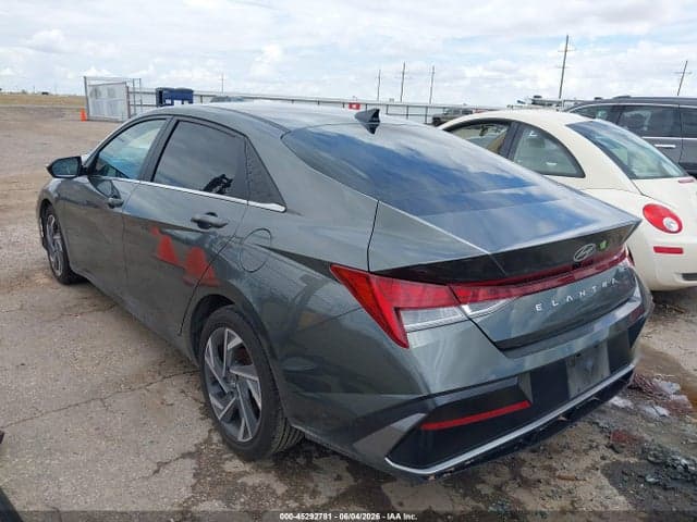 2024 HYUNDAI ELANTRA SEL 3