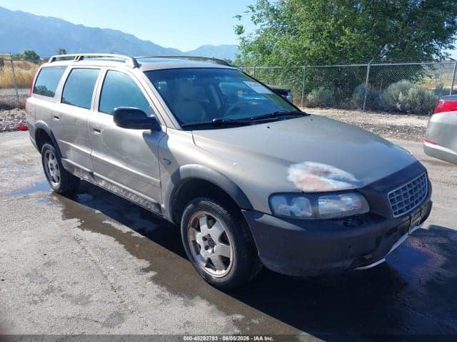 2001 VOLVO V70 XC