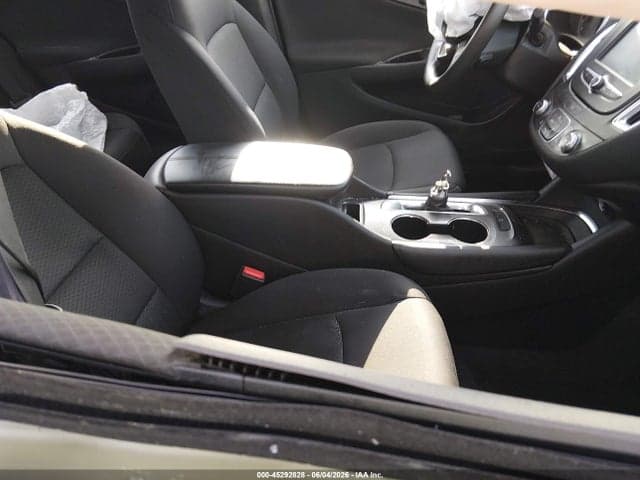 2016 CHEVROLET MALIBU 1LT 5