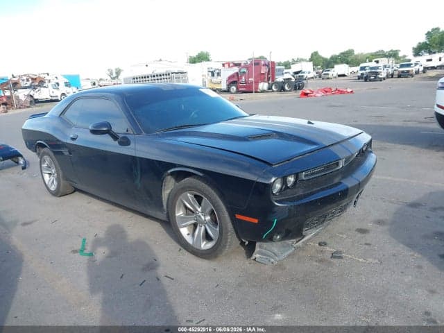 2018 DODGE CHALLENGER SXT 1