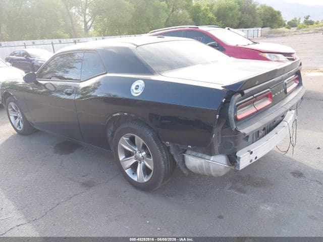 2018 DODGE CHALLENGER SXT 3