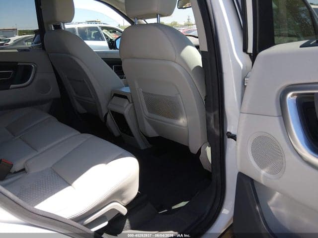 2017 LAND ROVER DISCOVERY 8