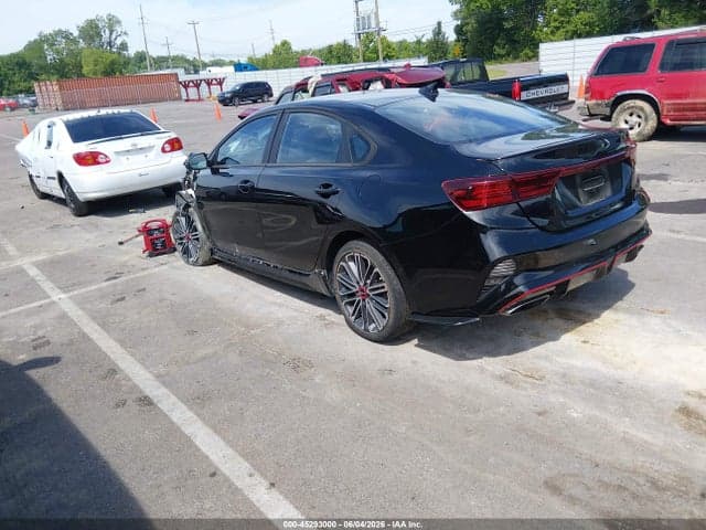 2023 KIA FORTE GT 3
