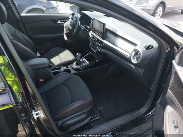 2023 KIA FORTE GT 5