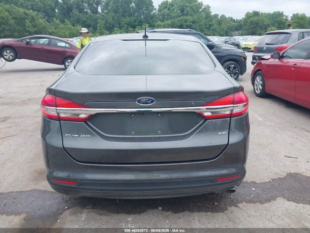 2017 FORD FUSION SE 16