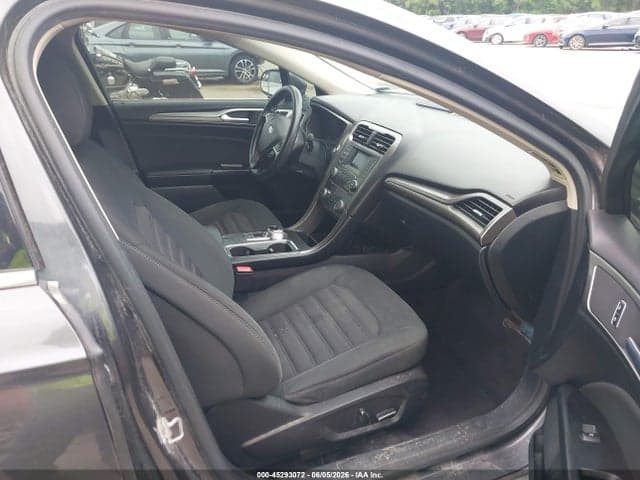 2017 FORD FUSION SE 5