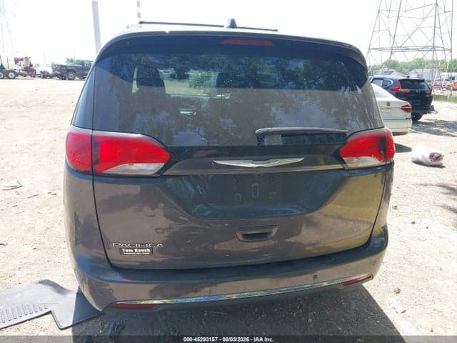 2017 CHRYSLER PACIFICA TOURING-L 17