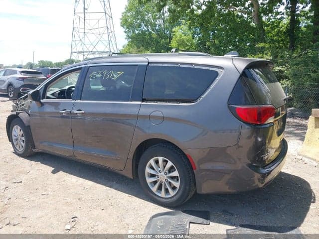 2017 CHRYSLER PACIFICA TOURING-L 3
