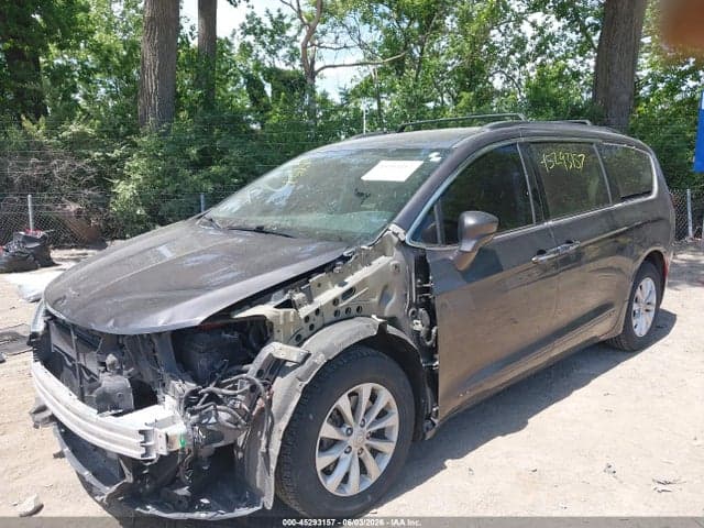 2017 CHRYSLER PACIFICA TOURING-L 6