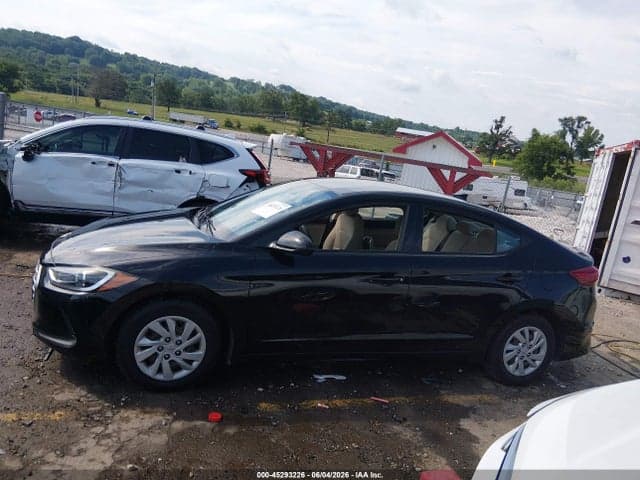 2017 HYUNDAI ELANTRA SE 14