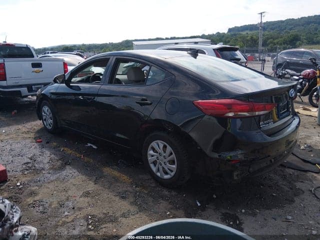 2017 HYUNDAI ELANTRA SE 3
