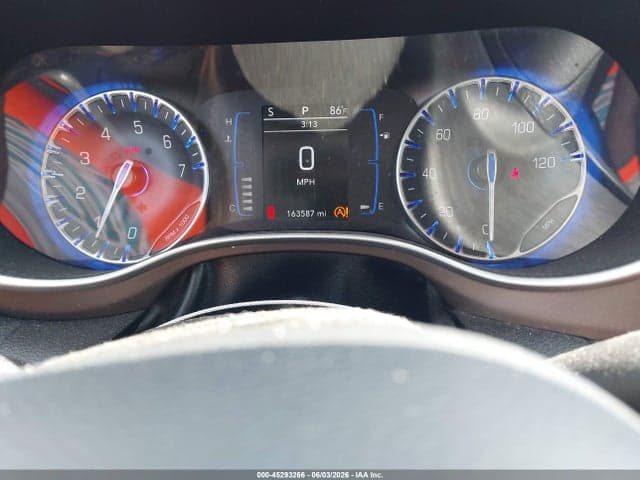 2020 CHRYSLER VOYAGER LXI 7