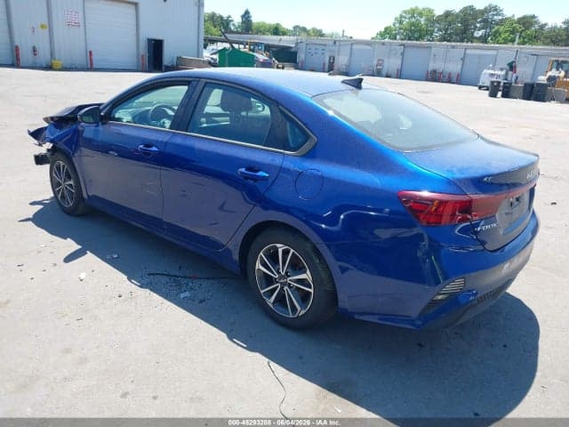 2023 KIA FORTE LXS 3