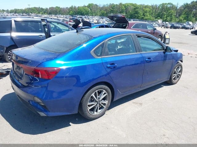 2023 KIA FORTE LXS 4