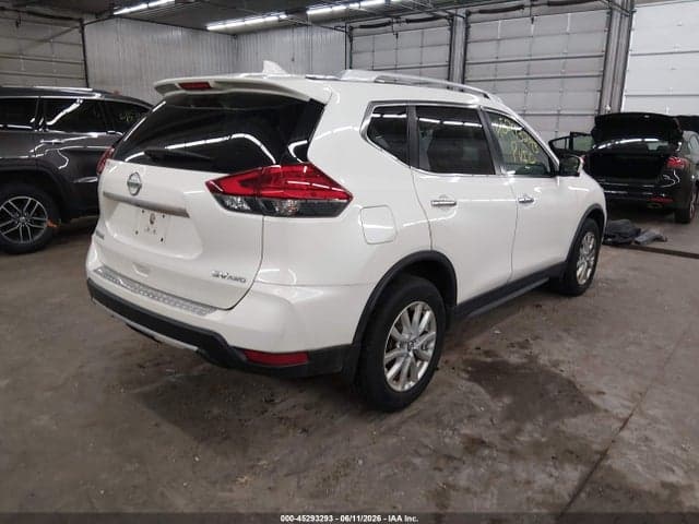 2017 NISSAN ROGUE SV 4