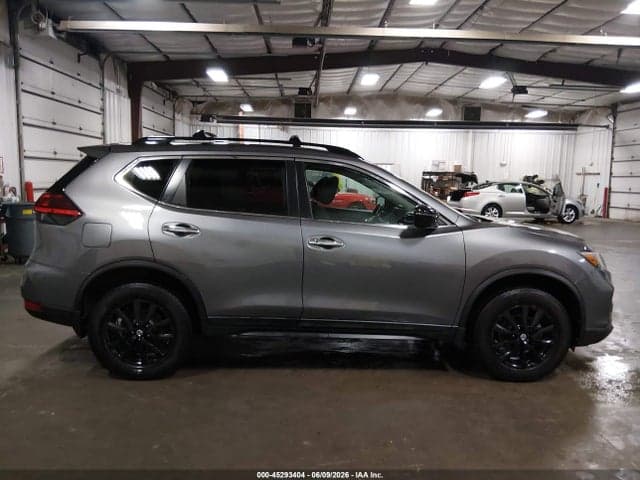 2017 NISSAN ROGUE SV 14