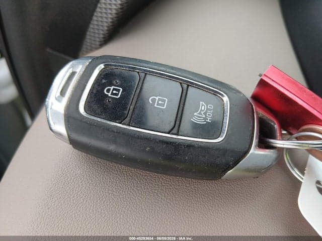 2020 HYUNDAI SANTA FE SEL 11