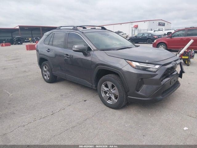 2024 TOYOTA RAV4 XLE 1