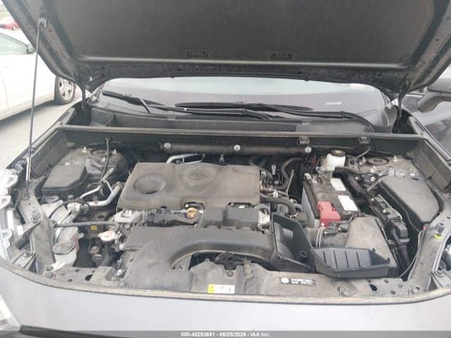 2024 TOYOTA RAV4 XLE 10