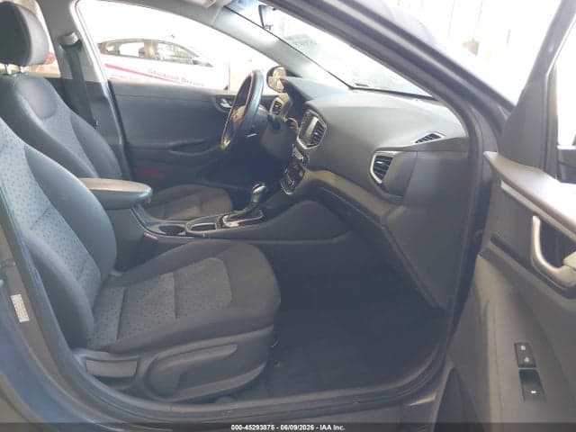 2017 HYUNDAI IONIQ HYBRID BLUE 5
