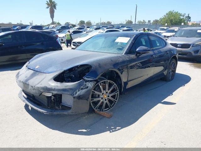 2023 PORSCHE PANAMERA 4/4 2
