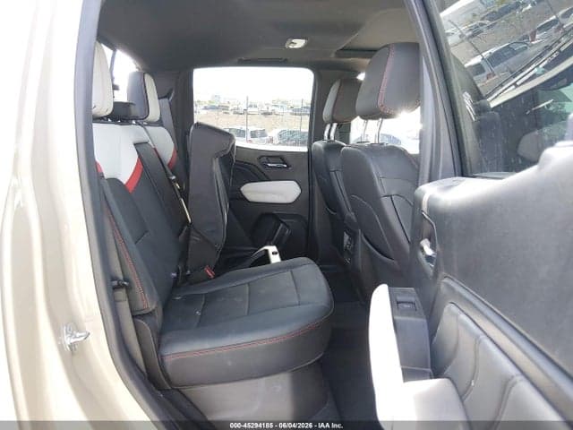 2024 GMC CANYON 4WD AT4X 8