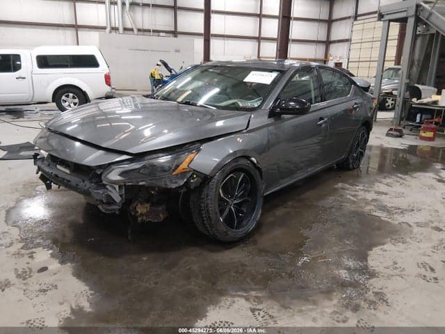 2023 NISSAN ALTIMA SR INTELLIGENT AWD 2