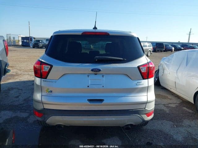 2019 FORD ESCAPE SE 16