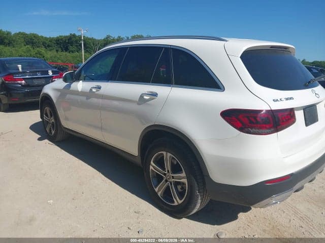 2020 MERCEDES-BENZ GLC 300 4MATIC 3