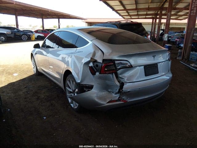 2018 TESLA MODEL 3 4