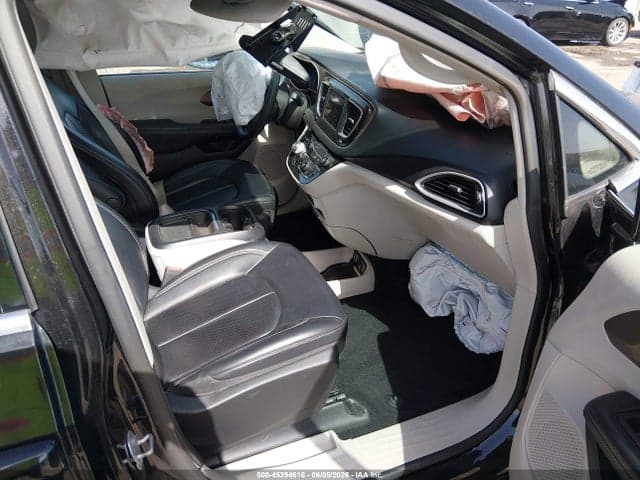 2021 CHRYSLER VOYAGER LXI 5