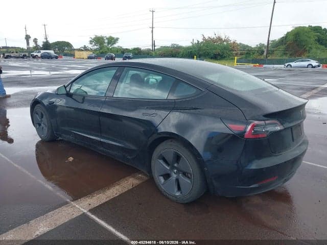 2021 TESLA MODEL 3 STANDARD RANGE PLUS REAR-WHEEL DRIVE 3