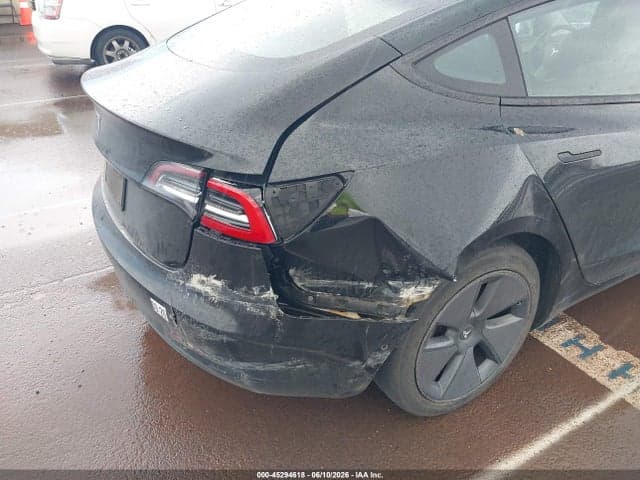 2021 TESLA MODEL 3 STANDARD RANGE PLUS REAR-WHEEL DRIVE 6