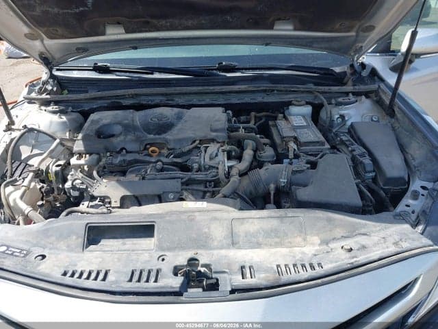 2019 TOYOTA CAMRY SE 10