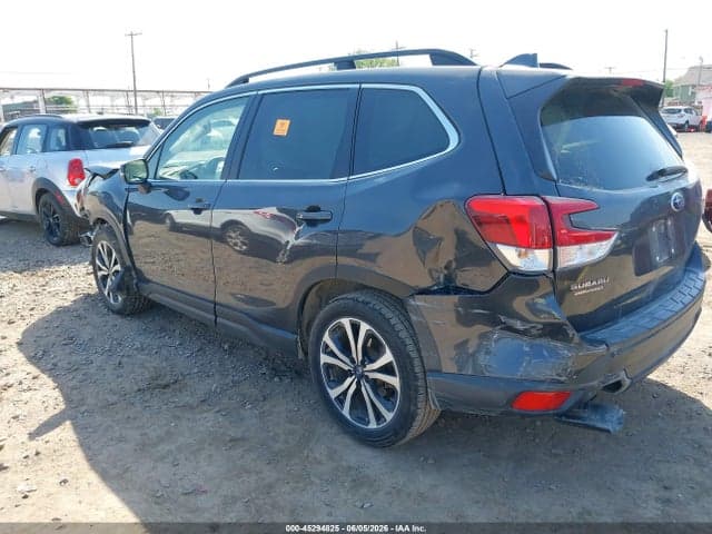 2021 SUBARU FORESTER LIMITED 3