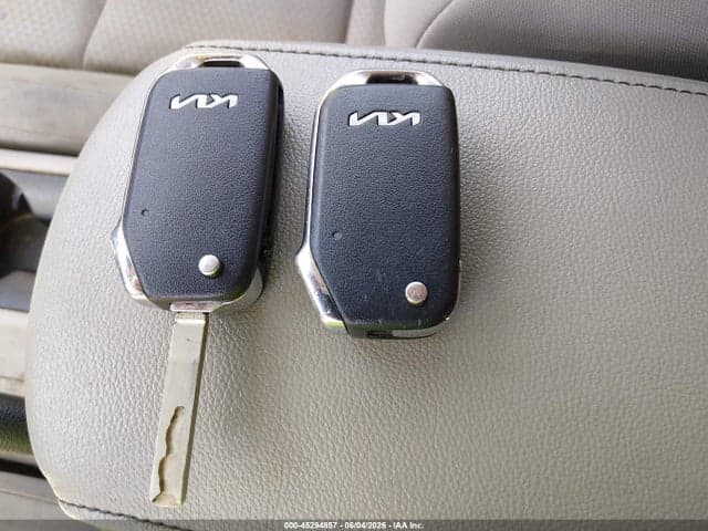 2023 KIA SOUL LX 11