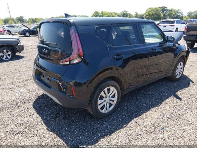 2023 KIA SOUL LX 4